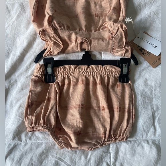 NWT - Easy-Peasy Print Dress w/Bloomers in Coral - Size: 3-6 MOS - Picture 3 of 3